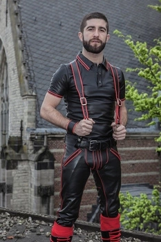 Red Striped Polo Shirt L (Leather)