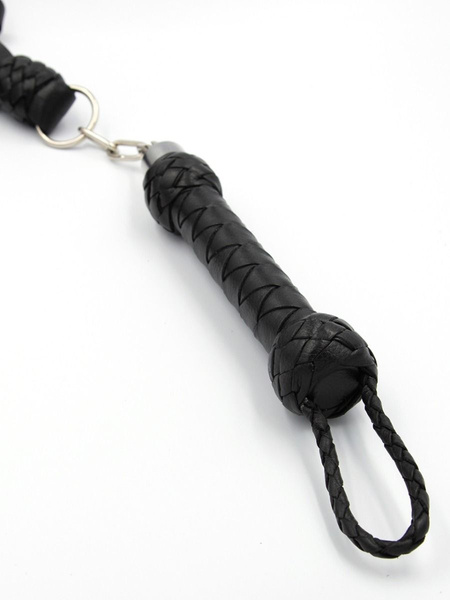 Батіг Impact Premium Leather Flogger Curling Black Mister B