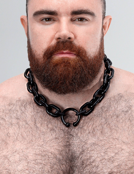 Titan Sleek Arc Black Neklace 17" Dark Room