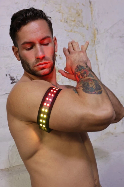 Opaska Na Ramię Soundwave Armband S/M Breedwell