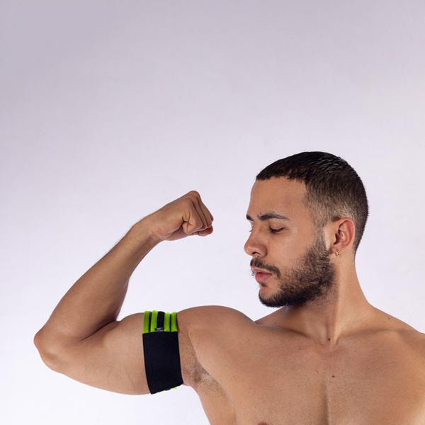 Neoprene Biceps Band Black Neon Green M Mister B
