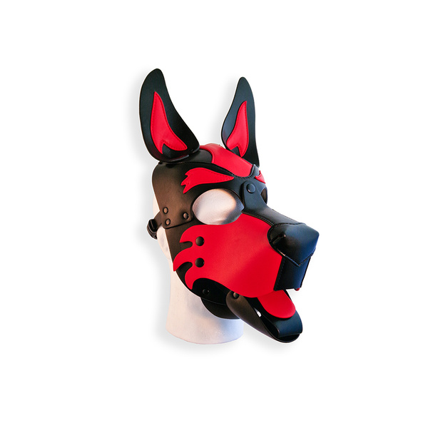Vegan Pup Hood Black-Red Brutus