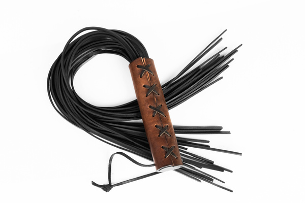 Large brown lace-up flogger Primal Bond Whips