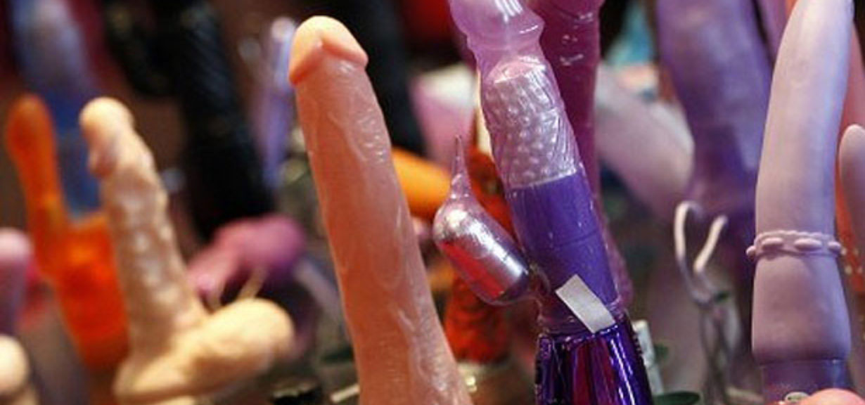 Jak pielęgnować i przechowywać zabawki erotyczne