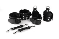 Kajdanki do Krzyża Świętego Andrzeja Primal Bond Whips