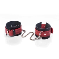 Наручники Crazy Horse Red L Whips